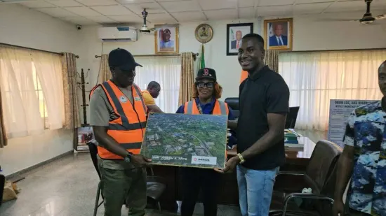 Portrait of Oron presented to the Executive Chairman of Oron LGA, 2025